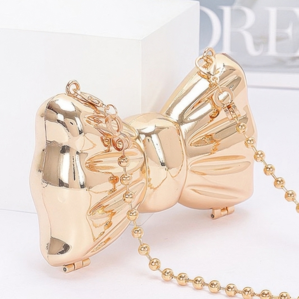 Elegant Gold Bow‎ Clutch - Picture 3 of 4